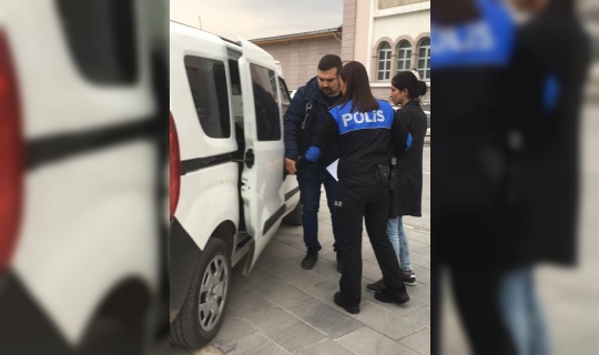 Osmaniye'de aranan kadın hırsız sahte kimlikle Kahramanmaraş'ta yakalandı