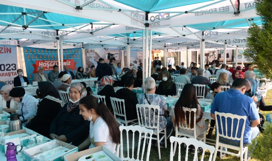 Görme engelliler EXPO alanındaki kahvaltı etkinliğinde buluştu