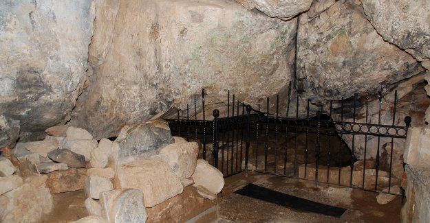 Yedi Uyurlar Mağarası Gezginleri Bekliyor