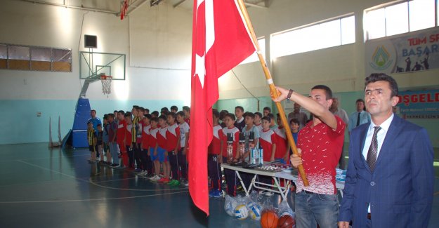 Afşin'de Yaz Spor Okulu Açıldı