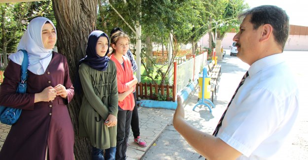 Hoca Ahmet Yesevi Anadolu İmam Hatip Lisesi 136 öğrenci alacak