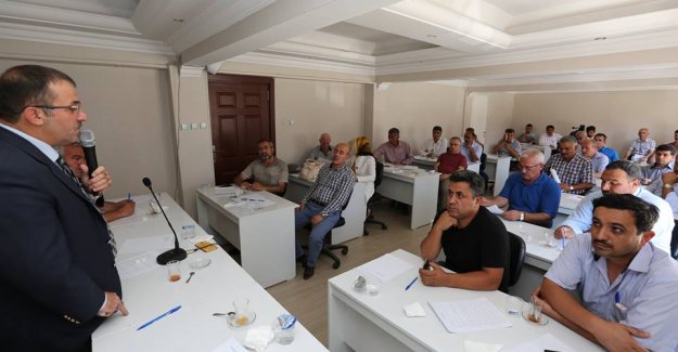 Afşin Belediye Meclisi FETÖ'nün darbe girişimini kınadı