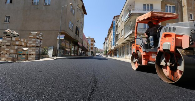 Afşin Belediyesi Asfalt Çalışmalarına Hız Kesmeden Devam Ediyor