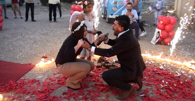 Kahramanmaraş'ta romantik evlilik teklifi