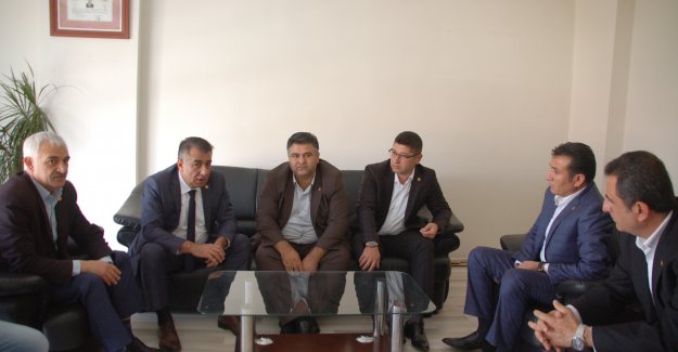 Tes-İş'ten,  AK Parti İlçe Teşkilatına Ziyaret
