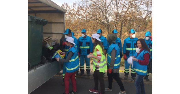 Dulkadiroğlu Belediyesi öğrencilerle temizlik yaptı