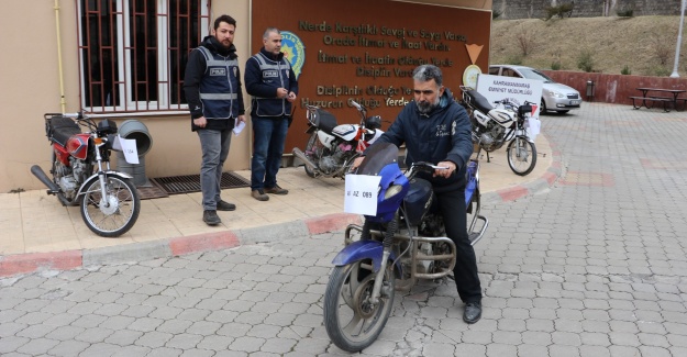 '100 liralık' motosiklet şebekesi yakalandı