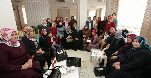AK Parti Afşin Kadın Kolları 2017'nin ilk toplantısını yaptı