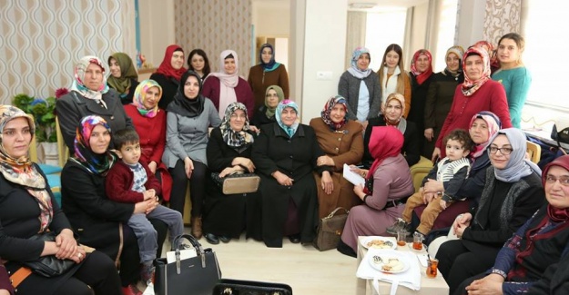 AK Parti Afşin Kadın Kolları 2017'inin ilk toplantısını yaptı