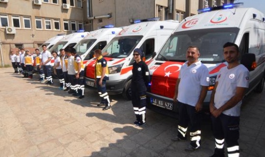 5 İlçeye yeni ambulans