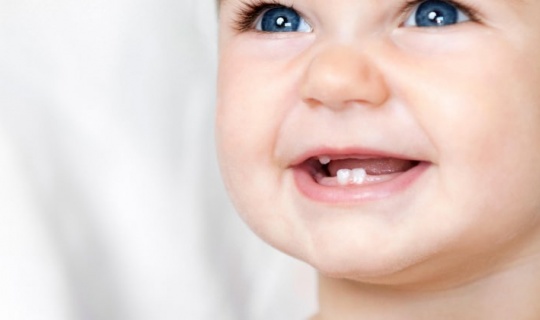 Bebeklerde diş çıkarma dönemi ve belirtileri...