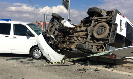 Afşin’de Trafik Kazası: 3’ü polis, 5 yaralı