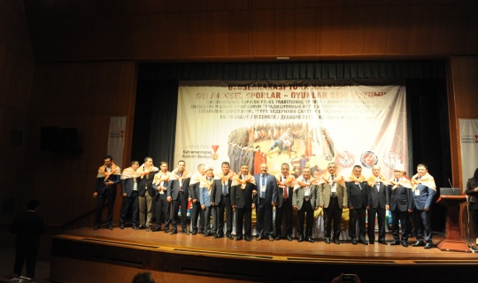 Türk Halkları Geleneksel Oyunları Sempozyumu Başladı