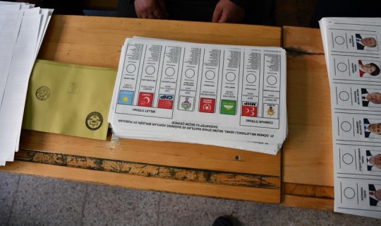Oy pusulalarını saklamaya çalışan HDP müşahidi hakkında işlem