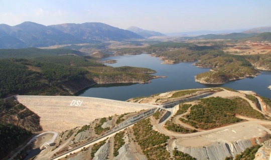 Kahramanmaraş'ta su seviyesi yükselen baraj için vatandaşlar uyarıldı