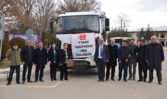 TBB'den Elbistan Belediyesine kamyon desteği