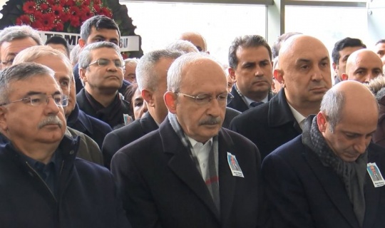 Kılıçdaroğlu, Milletvekili Öztunç'un babasının cenaze törenine katıldı