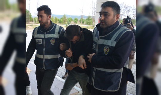 Hasta yakınlarının çantasını çalan şüpheli tutuklandı