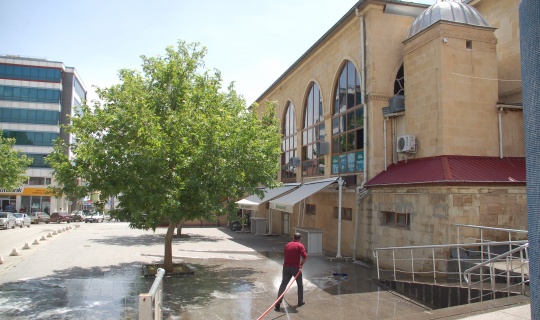 Afşin’deki Camiler Cuma Namazına Hazırlanıyor