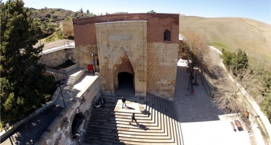 “Eshab-ı Kehf,  'UNESCO Dünya Mirası Kalıcı Listesi' Yolunda”