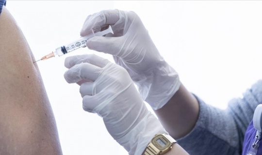 Sağlık Bakanı Koca, dün 1 milyon 195 bin 426 doz aşı yapıldığını duyurdu