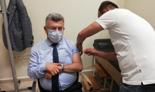Milletvekili Aycan, vatandaşları aşı olmaya davet etti 