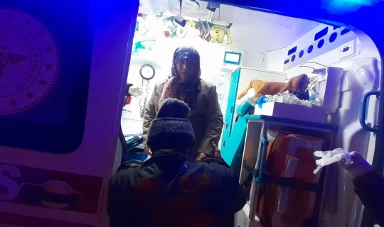 Afşin'de yolu kardan kapanan mahallelerde mahsur kalanlar kurtarıldı