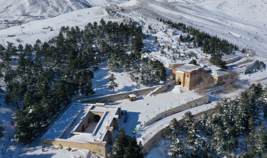 UNESCO Listesindeki Eshab-ı Kehf Beyaz Gelinliğini Giydi