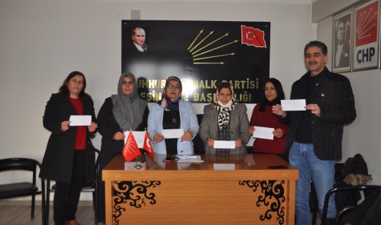 CHP Kadın Kolları'ndan Sedef Kabaş'a destek!