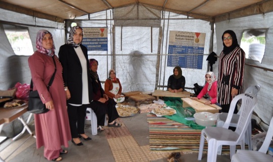MHP Afşin Teşkilatı Kermes düzenledi