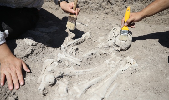 Arkeolojik Kazılarda Kadın İskeleti Bulundu