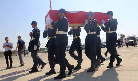  Şehit Jandarma Uzman Çavuş Kürşat Sert’in cenazesi memleketine getirildi