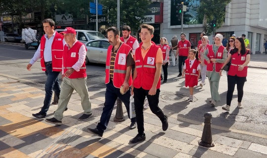 Türk Kızılay Üyeleri, Sağlıklı Yaşam İçin Yürüdü