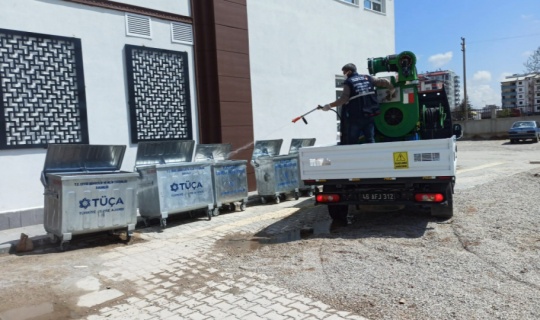 Büyükşehir, Afşin’de Temizlik Çalışmalarını Sürdürüyor