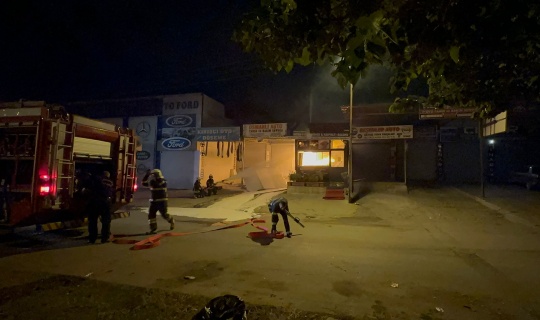 Kahramanmaraş'ta Bir İşletmede Çıkan Yangın Söndürüldü