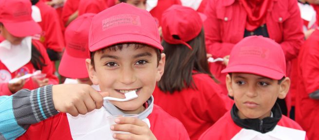 2 Bin 500 Çocukla Diş Fırçalama Rekoru Kırıldı.