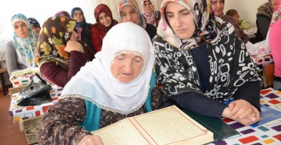 80 Yaşında Kur'an-ı Kerim Öğrendi