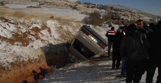 Afşin'de Otomobil Devrildi: 4 Yaralı