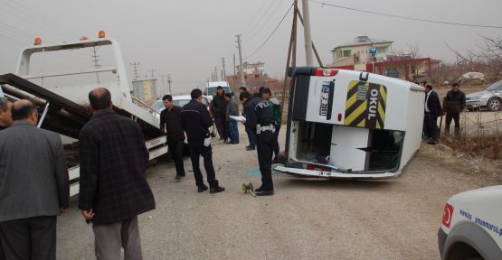 Afşin'de trafik kazası: 13 yaralı