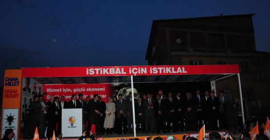 AK Parti Belediye Meclis Üyesi Adayları Vitrine Çıktı