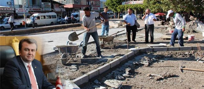  Başkan Erkoç: “Afşin’e Kent Meydanı Yapıyoruz”
