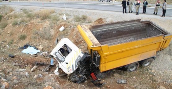 Göksun'da trafik kazası: 1 kişi öldü, 1 kişi yaralandı