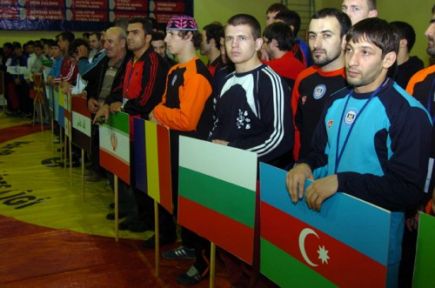 Güreş Turnuvasında Türkiye, takım halinde birinci oldu