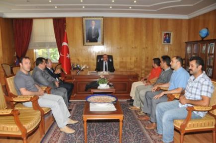 Kahramanmaraş Valisi'ne Türk Hava Kurumu'ndan ziyaret