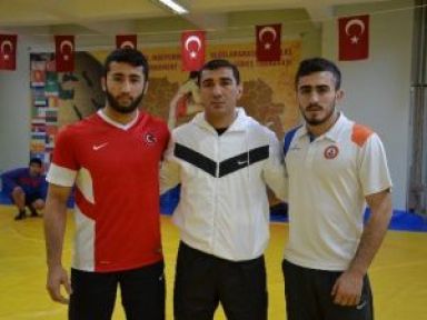  Kahramanmaraşlı Güreşçiler Türkiye Şampiyonu Oldu
