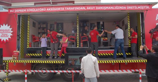Marmara Depremi'ni Simülatörle Yaşadılar