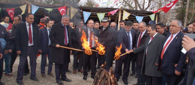  Nevruz Ateşi Afşin'de Yandı