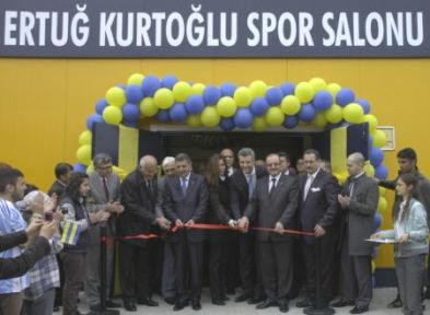 Saran Holding'in Kahramanmaraş'a Yaptırdığı Spor Salonu Açıldı