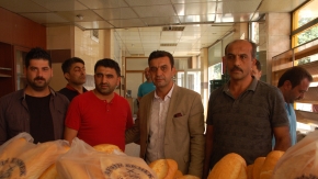 MHP Afşin İlçe Teşkilatından 'Askıda Ekmek' Kampanyasına Destek